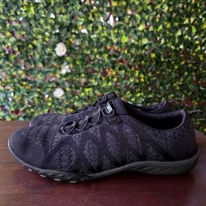 Skechers Black Breathe Easy Infi-Knity 100301 Slip-On Shoes Women's Size 10